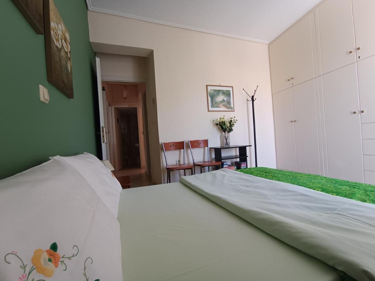 Thalia Apartment In Kalamata, 15' Walk From The City Center And The Beach Exterior photo